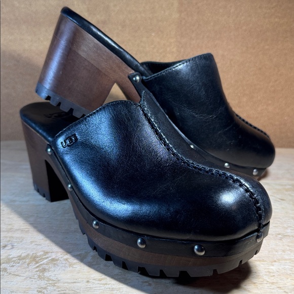 UGG clogs, black leather, studded. Size 9M - Picture 15 of 15